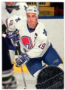 1994-95 Donruss #141 Joe Sakic Quebec Nordiques - Picture 1 of 2
