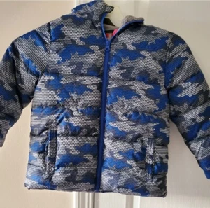 Boys Gray / Blue Puffer Coat Size 5 - Picture 1 of 2