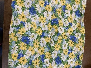 1/2. Yard Of Cotton Floral Print - Picture 1 of 1