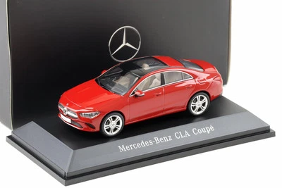 1:43 Spark Mercedes Cla Coupè C118 Giove Red 2019 Dealer Version - Immagine 1 di 3