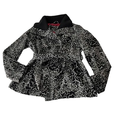 Chaqueta Mujer Rue21 XL Estampado Animal Cinturón Gris Forrada Negra Foto 1 de 4