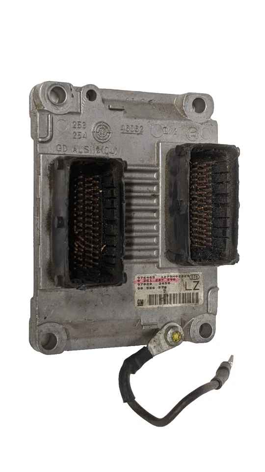 Módulo de control del motor Saturn L300 Cadillac Catera ECM ECU 0261204590 Foto 1 de 2