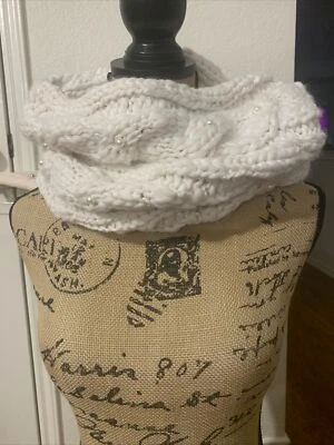 betsey johnson infinity neck warmer scarf one size white w pearl embellishments  - Image 1 of 4