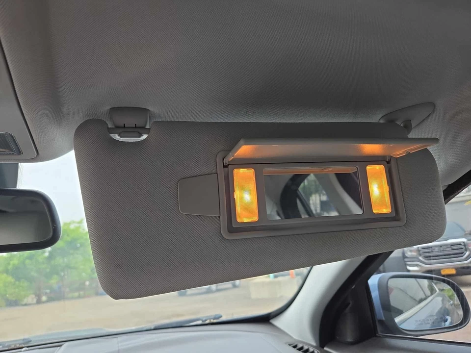 Used Right Sun Visor fits: 2009 Jaguar Xf illuminated Right Grade A Foto 1 de 4