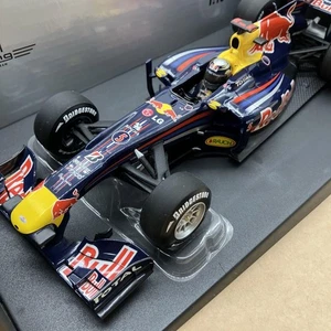 MINICHAMPS 1:18 Red Bull Racing RB6 Sebastian Vettel Japan GP 2010 F1... - Foto 1 di 11
