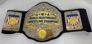 REPLICA CINTURA WRESTLING AWA WORLD HEAVYWEIGHT CHAMPIONSHIP--- TAGLIA ADULTO - Foto 1 di 14