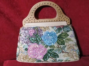 Vintage Tapestry Beaded Sequin Handbag Wooden Handles Gold Stud Made in China - Picture 1 of 10