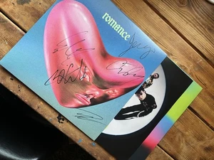 FONTAINES D.C. SIGNED 'ROMANCE' ALBUM VINYL RECORD LP BECKETT LOA BAS COA x5 - Picture 1 of 4