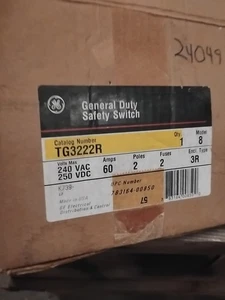 GE TG3222R Fusible Safety Switch Outdoor Enclosure 60A 2P 240VAC - Picture 1 of 1