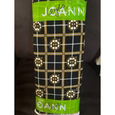 Tela de franela a cuadros Boston Bruins con licencia oficial de la NHL por Joann 100 % algodón Foto 1 de 4