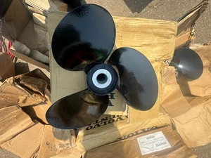 Volvo Penta Aluminum propeller, part number: 854980, 14×23, LH - Picture 1 of 4