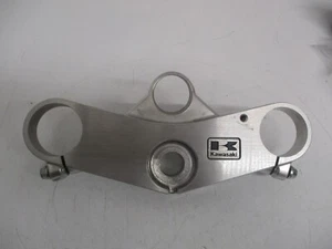 Fork Bridge Top Kawasaki ZX900E/ZX9R 2000 - 2001 - Picture 1 of 3
