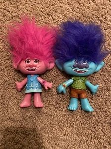 Hasbro Troll 10" Poppy Talking & Singing Trolls Works 2016 Rosa + Blue Trolls I - Foto 1 di 2