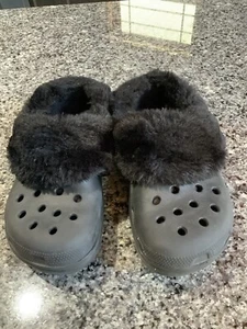 Women’s Crocs Mammoth Clogs Faux Fur Lined Black. Size 10. EUC. - Picture 1 of 6