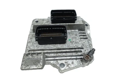 ECU Centralina Opel Astra Meriva Vectra Zafira 1.6 77kW 105CV Z16XEP 55561172 - Immagine 1 di 4
