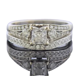 14K 1.04ctw Diamond Wedding Ring Set Size: 7 - Picture 1 of 10