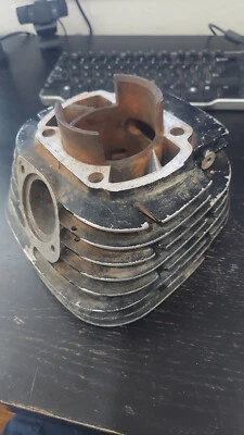 308-11311-02 yamaha 1972/3 dt2/3 cilindro usado Foto 1 de 2