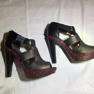 EUC RARE NANETTE LEPORE Italian Platform Peep Toe Heels - Picture 1 of 10