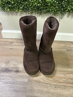 Bearpaw Tall Shearling Dream Suede Boots Women’s Size 8 Brown Snow Warm Cold - Image 1 of 4