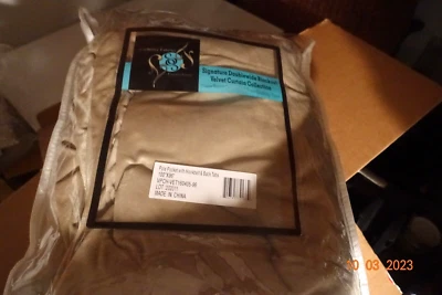 Exclusive Fabrics extra wide velvet blackout pinch pleat top 100W x 96 L Panel - Image 1 of 4