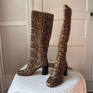 Anthropologie Dolce Vita Cormac Snake Knee High Boots Block Heel Amber NWOT 8 - Picture 1 of 15
