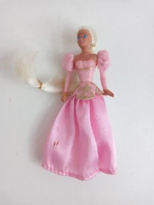 2008 McDonalds Happy Meal Toy Barbie - Picture 1 of 2