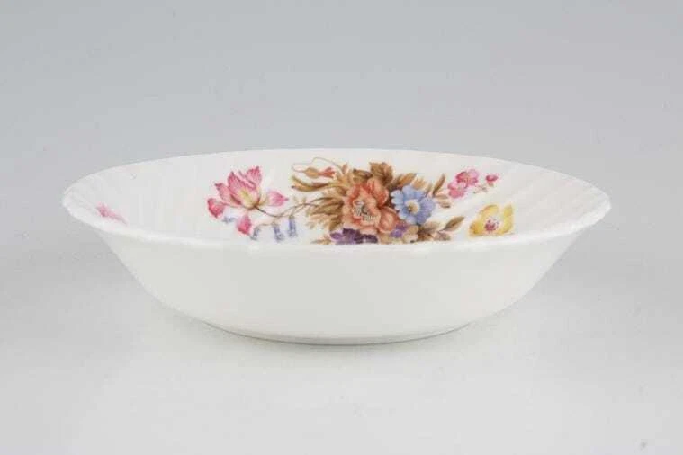 Aynsley - Summertime - Fruit Saucer - 205660G - Image 1 of 1