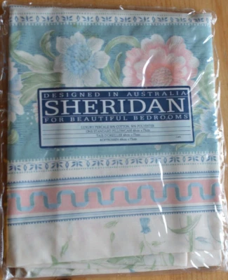 Vintage 1 X Sheridan Floral Cotton Mix Pillowcase Cottagecore - Image 1 of 3