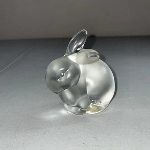 Fenton Milchglas Hase Kaninchen 3,5" x 3" Briefbeschwerer Figur - Bild 1 von 7