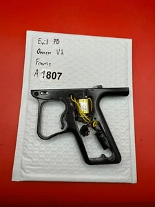 Cuadro Evil PB Omen V1 - Imagen 1 de 9