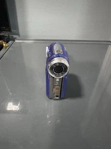 DXG Model 305V Digital Camcorder 3.0MP With 4x Digital Zoom - Picture 1 of 5