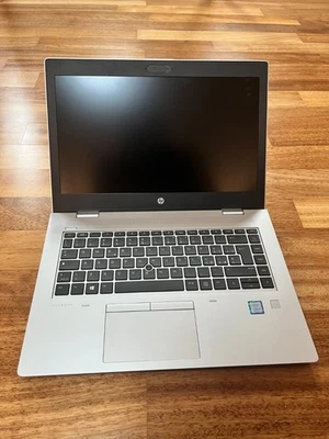 HP PROBOOK 640 G5 i5-8265U - RAM 16Gb - SSD M2 256Gb - Schermo 14" - Win 11Pro - Immagine 1 di 4