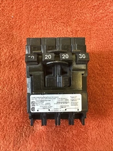 Interruptor cuádruple Siemens 30/20/20/30 Q23020CT2 - Imagen 1 de 10