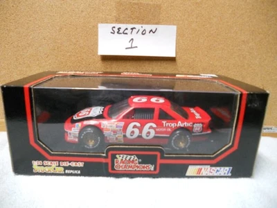 1/24 Racing Champions 1991 NASCAR #66 Phllips 66 TropArtic Cale Yarbrough Foto 1 de 3