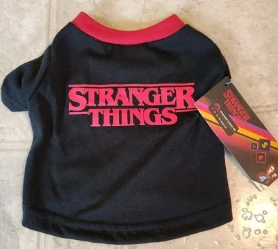 Camiseta Stranger Things ropa para mascotas para perros grande  Foto 1 de 4