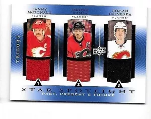 JERSEY USADA DE TRILOGÍA TRIPLE JUEGO LANNY McDONALD, J.IGINLA & R.CERVENKA 12-13 UD TRILOGÍA TRIPLE JUEGO - Imagen 1 de 1