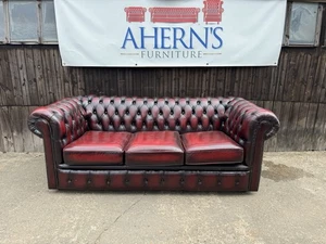 *Vintage Oxblood Leather Chesterfield sofa 3 Seater FREE DELIVERY 🚚* - Picture 1 of 18