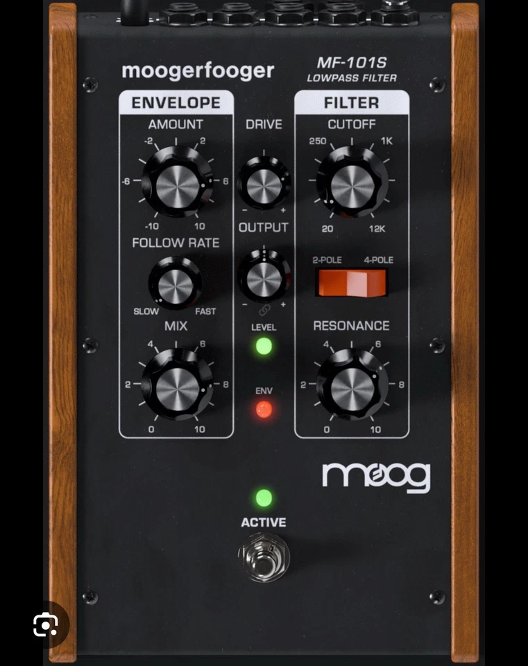 Filtro de paso bajo Moog MF-101 Moogerfooger usado Foto 1 de 1