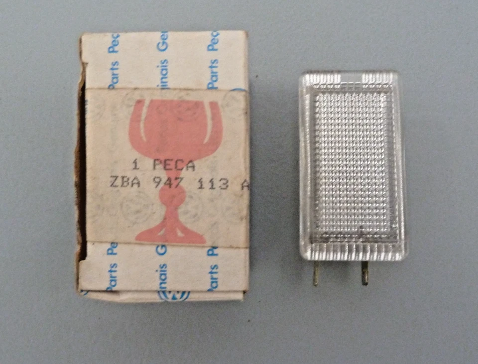 LÁMPARA MALETERO VOLKSWAGEN FOX SEDÁN 1987-1993 ZBA947113A GENUINA NUEVA Foto 1 de 1