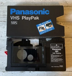 Panasonic VHS PlayPak Adattatore convertitore da VHS C a VHS VYMW0009 - Foto 1 di 5