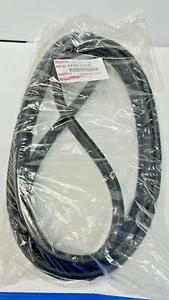 2003-2008 Corolla & Matrix Genuine Toyota Trunk Lid Weatherstrip 64461-02070 ! - Picture 1 of 1