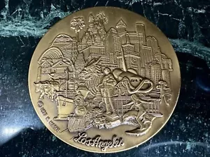 Medalla de bronce 1977 de Los Ángeles medallón como nueva Tom Bradley cena de Halloween - Imagen 1 de 8