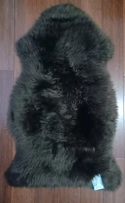Natural Fiber Premium Quality New Zealand Sheepskin 100% Natural Longwool, New - Image 1 of 2