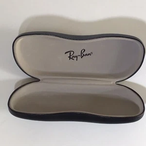 FUNDA RÍGIDA PARA GAFAS RAY BAN CLAM SHELL CUERO NEGRO FORRO GRIS - Imagen 1 de 2
