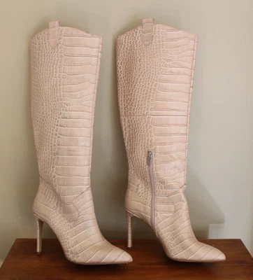 VINCE CAMUTO Kervana Rosa Pálido Croc Cuero Repujado Botas Tacón Hasta la Rodilla 11 M Foto 1 de 4