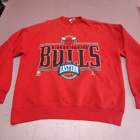 Vintage Chicago Bulls Nutmeg Sweater Men Large Red NBA Basketball Sweatshirt Cover