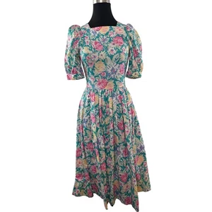 VINTAGE Laura Ashley Tea Dress Pastel Floral Square Puff Sleeve Great Britain 6 - Picture 1 of 7