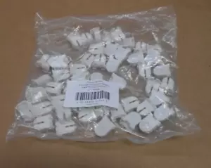 BAG OF 50 SATCO 80/1944 LAMPHOLDER T5 SOCKET RAPID START ROTARY LOCKING-10 AVAIL - Picture 1 of 3