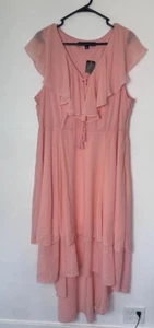 Torrid Insider Collection 18 rosa ärmellos Rüschen High Low Schnürung ausgestelltes Kleid - Bild 1 von 12