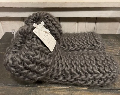 NWT Anthropologie Lemon Slippers Hand Knit Cabin Cuffed Women's S/M 5-7 $45 - Image 1 of 4
